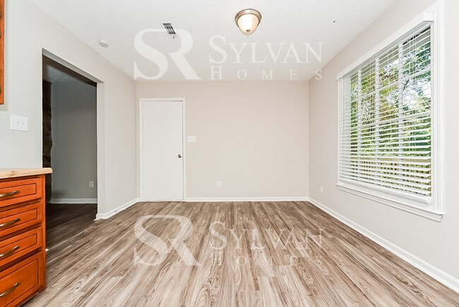 Photo - Welcome to your new Ellenwood haven!