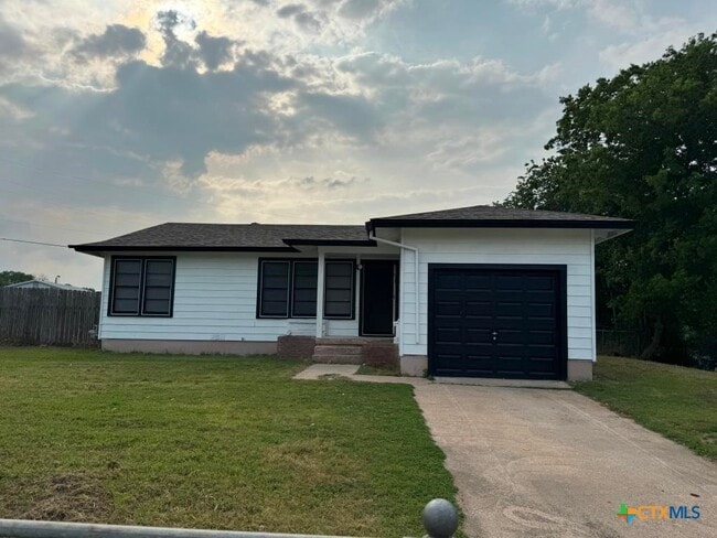Photo - 1109 Estelle Ave