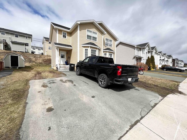 Building Photo - 118 Seaborn St