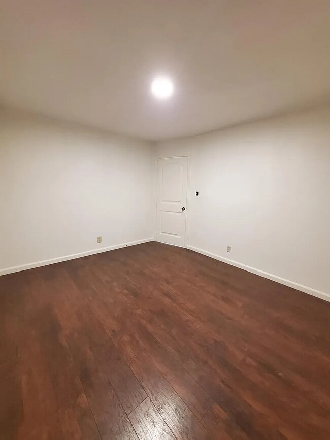 Photo - 331 Las Palmas Ave Unit 331