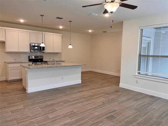 Photo - 442 Parkline Dr Unit 31B