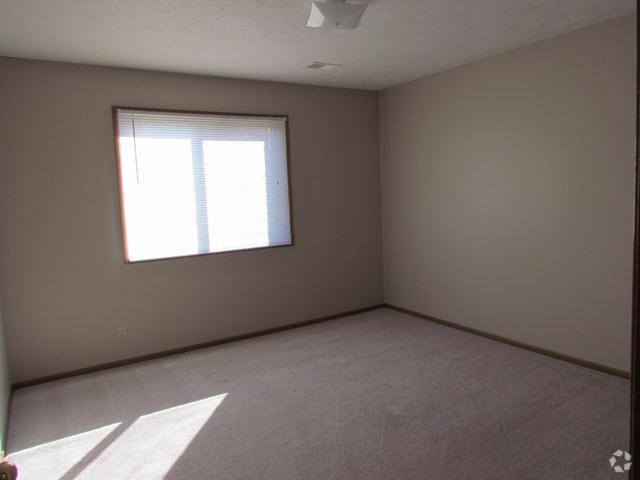 Bedroom - Southwinds Apartments