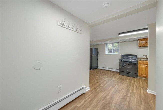 Photo - 205 Hudson St