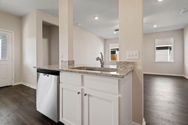 Photo - 15826 Berry Hl Dr