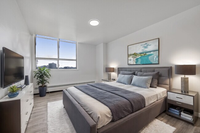 Photo - 65 Thorncliffe Park Dr Unit 1006