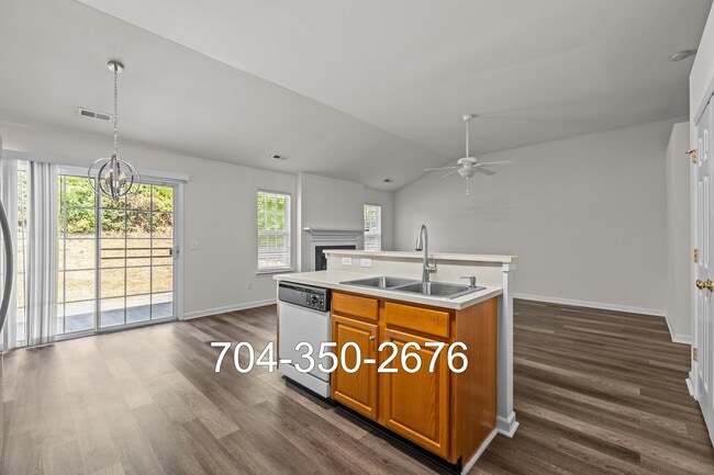 Photo - 11228 Dickie Ross Rd