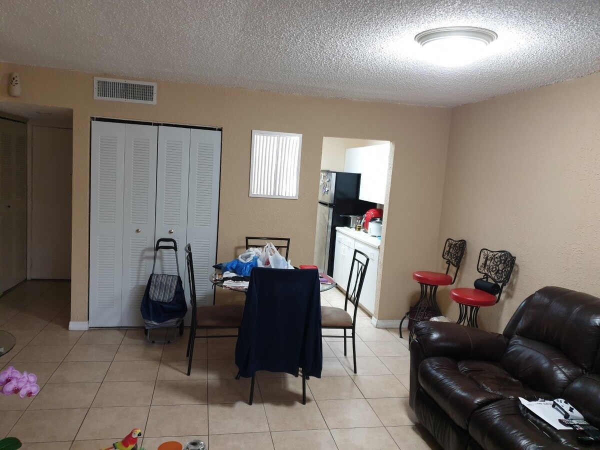 Photo - 10500 SW 108th Ave Unit B211