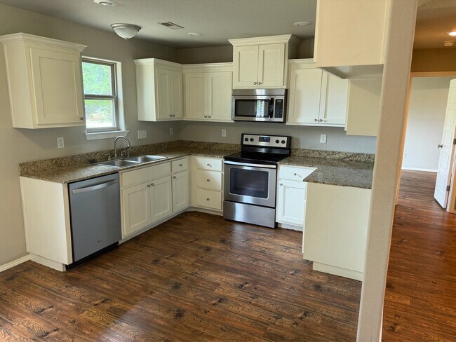Photo - 170 Western Heights Cir