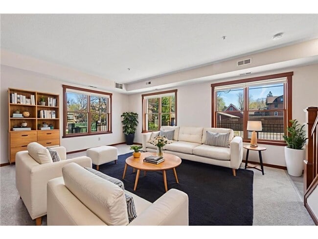Photo - Large 2BD/2.5BA two story corner unit on Dayton Ave in St Paul!!