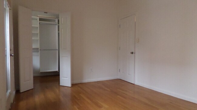 Photo - 100 E Brookline St Unidad 2