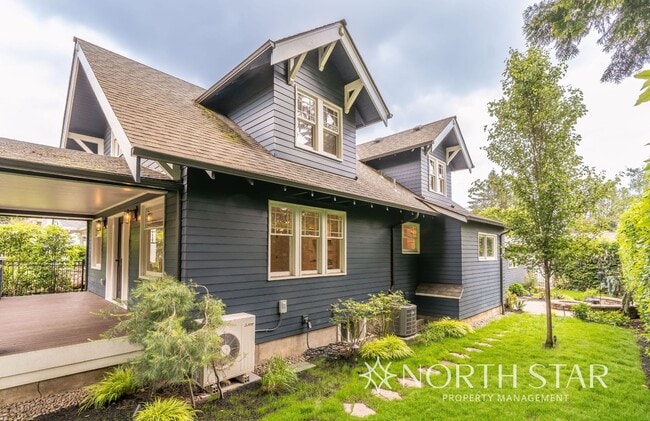 Photo - First Addition Craftsman