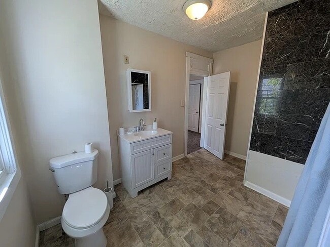 Photo - 60 N Harris Ave