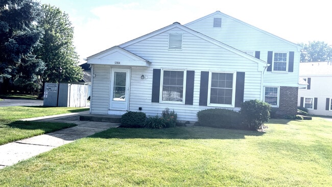 Photo - 1281 Pearl Ave Townhome
