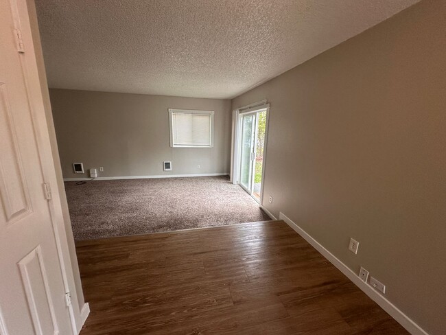 Photo - 912-916-916 NE Hacienda Ct Unit 912