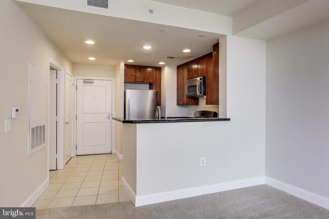 Photo - 3650 S Glebe Rd Unit 264