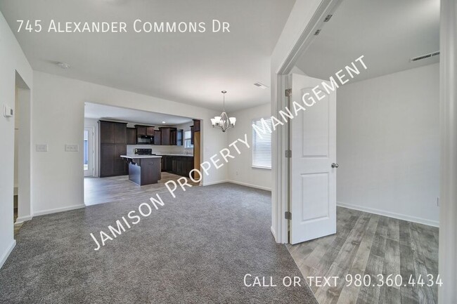 Photo - 745 Alexander Commons Dr