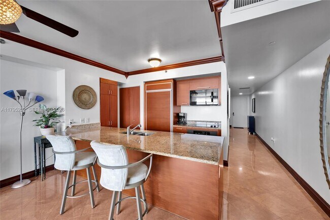 Photo - 1830 S Ocean Dr Unidad 4712