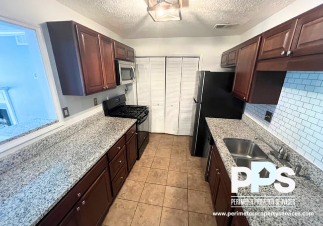 Photo - 801 Countryside Pl