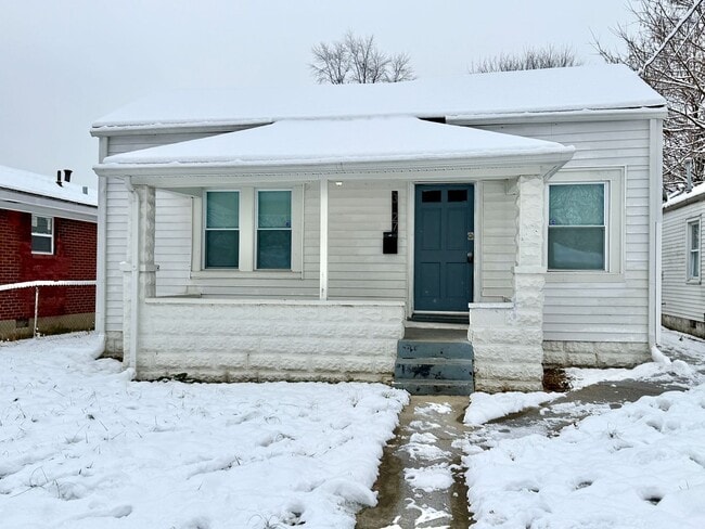 Building Photo - 3 Bed 1 Bath - Single family house, Taylor-Berry Neighborhood