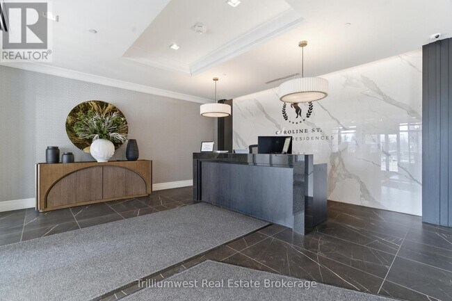 Photo - 155 Caroline St S Unité 702