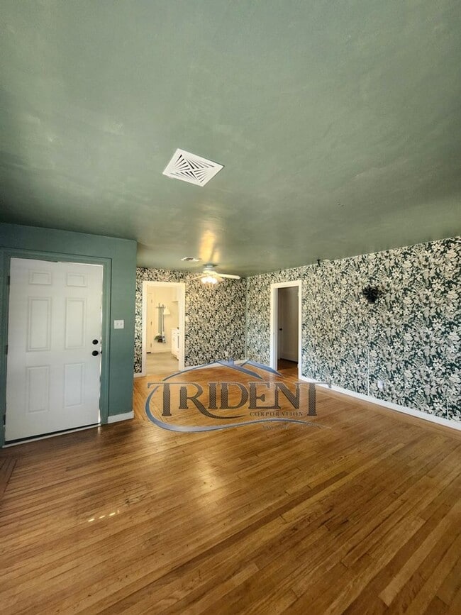 Photo - Cute 2 bedroom, 1 bath house
