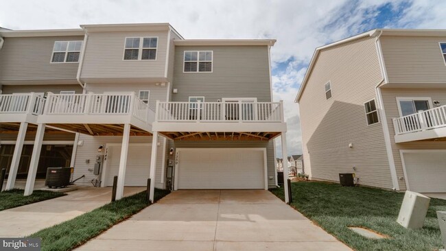 Photo - 1350 Red Clover Ln
