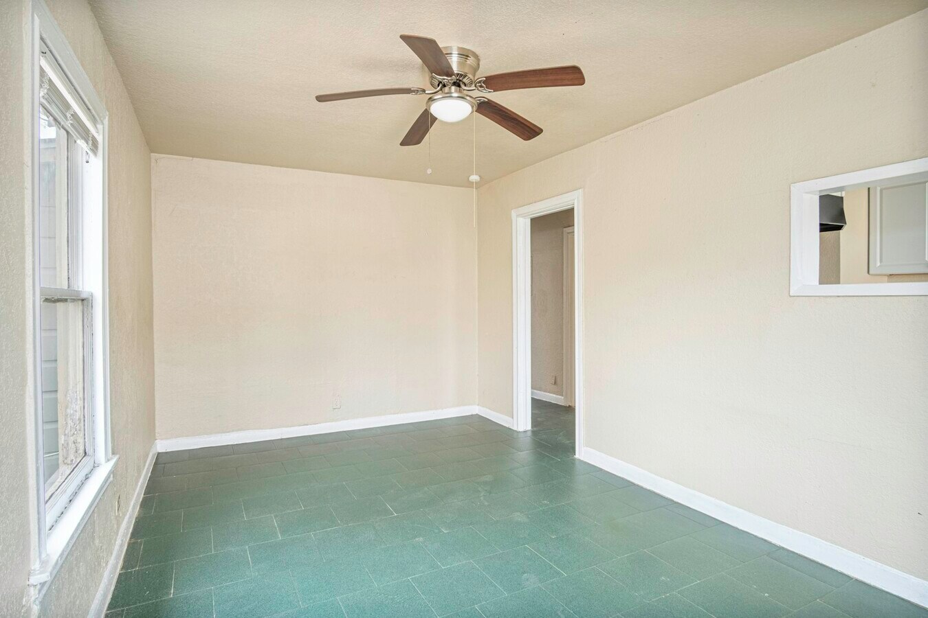 Photo - 934 Poinsettia St Unidad 1