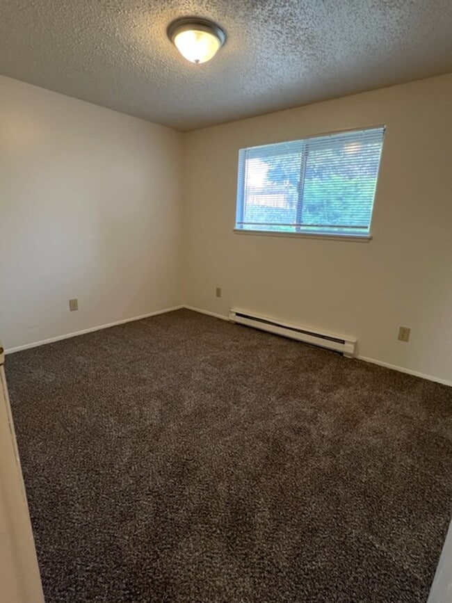Photo - 2 Bedroom Duplex Coming Available Soon! January FREE!