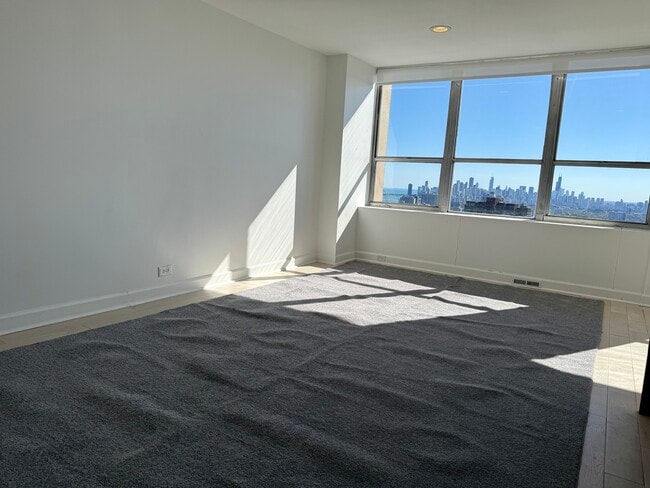 Photo - 655 W Irving Park Rd Unit 5513