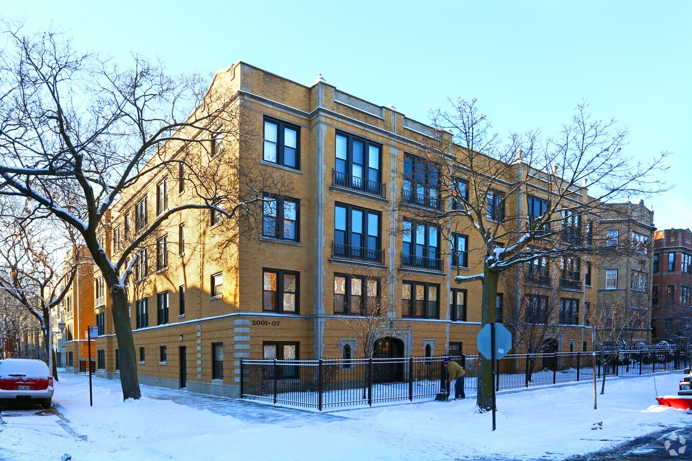 Photo - Damen Fargo Apartments