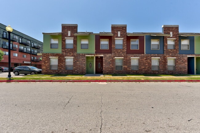Photo - 2113 Houston Ave