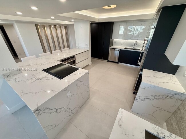 Photo - 900 Bay Dr Unit 524