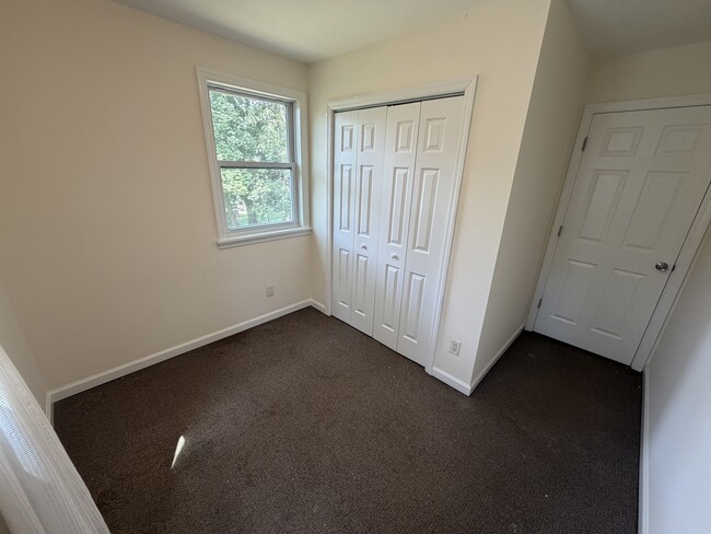Photo - 4 Seawanhaka Ave