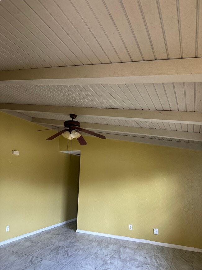 Photo - 452 Glenwood Dr