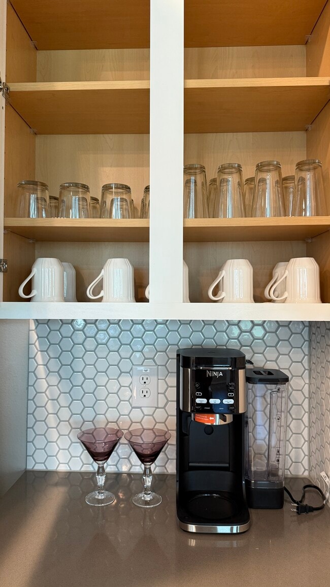 Photo - 5945 Hopkins Dr