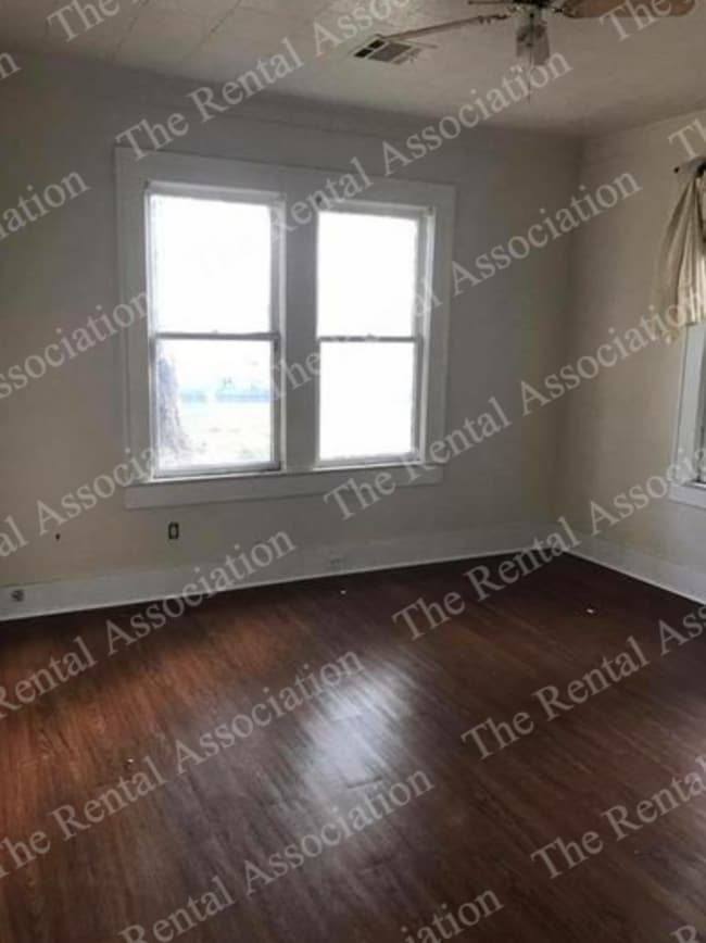 Photo - 1505 Trenton St