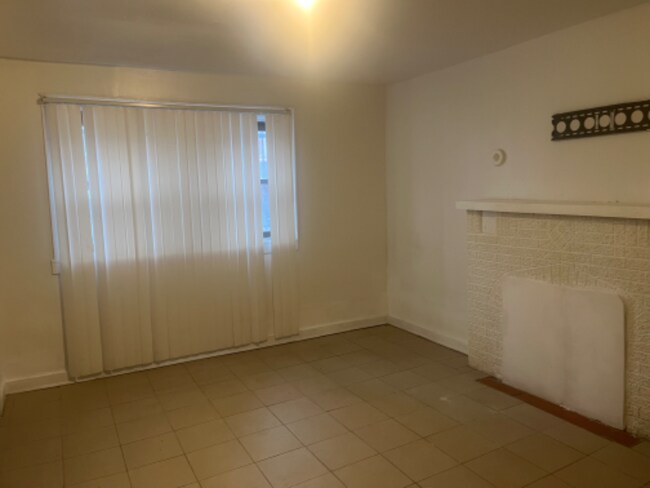 Photo - 5102 W Huron St