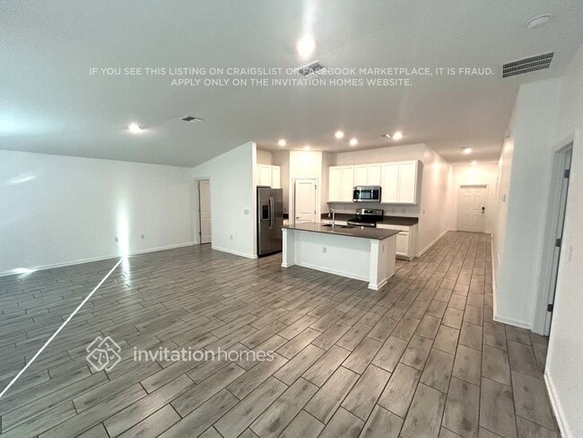 Photo - 925 Washington St