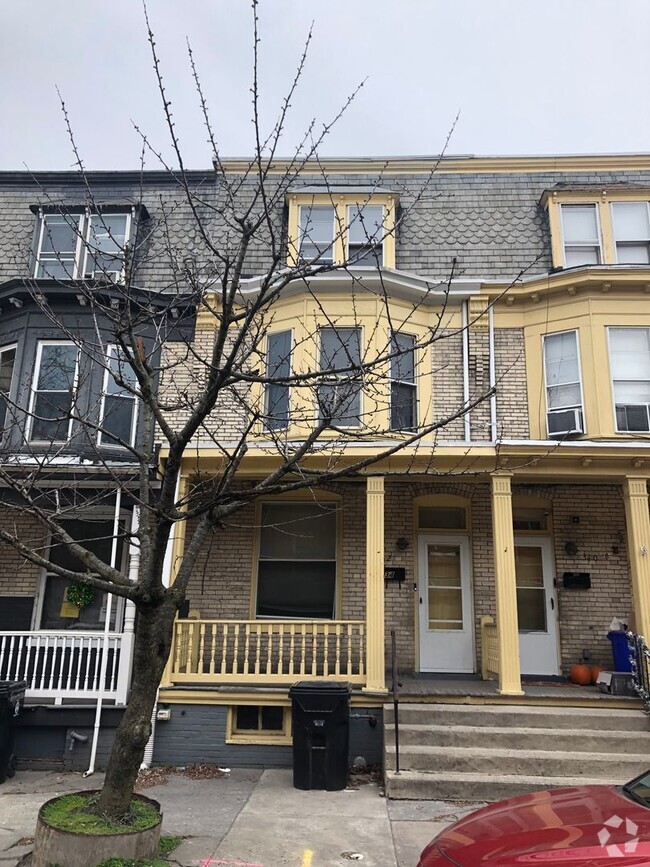 Building Photo - Harrisburg 3 Bedroom 1 Bath, Yard, Parking Rental
