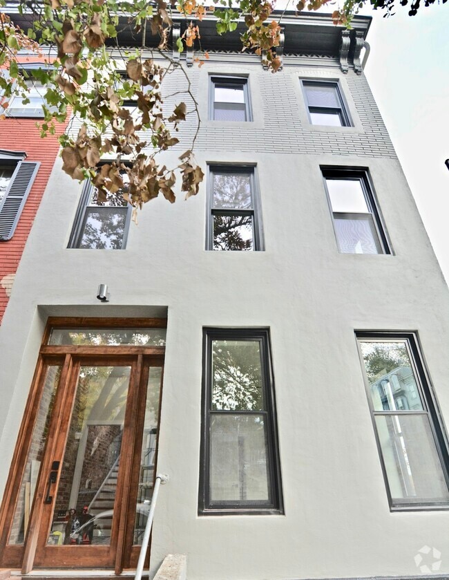 Building Photo - 56 S 5th St Unit 2 - 1st Floor Rental