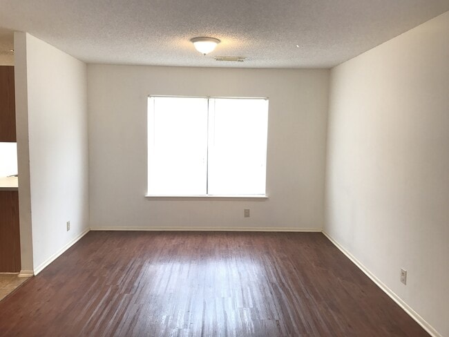 Photo - Welcome home to 8115 Grimchester!