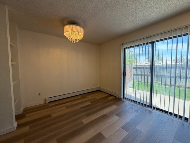 Photo - 919 44th Ave Ct