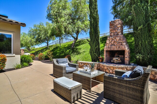 Photo - 39520 Colleen Way