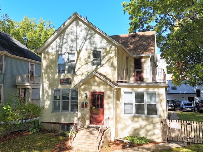 Photo - 1812 Madison St