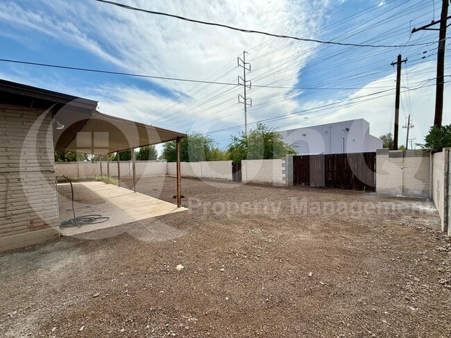 Photo - 3006 S Dromedary Dr