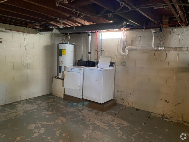 Building Photo - 3148 Edgewater Dr Rental