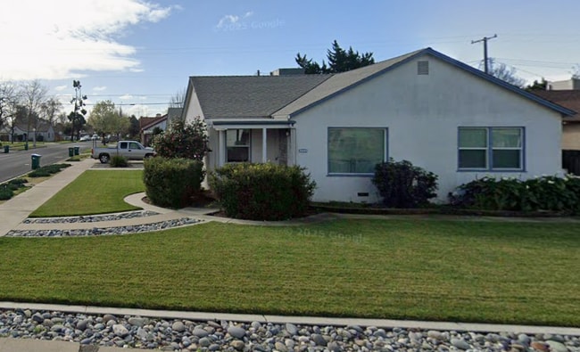 Building Photo - 400 Eureka Ave Rental