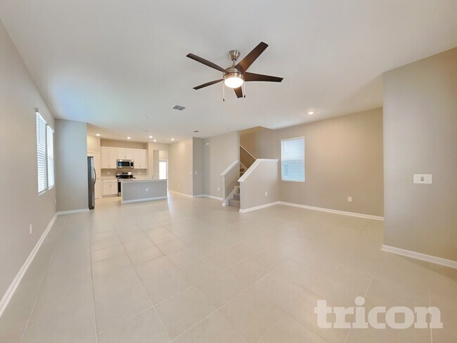 Photo - 734 Squire Ave