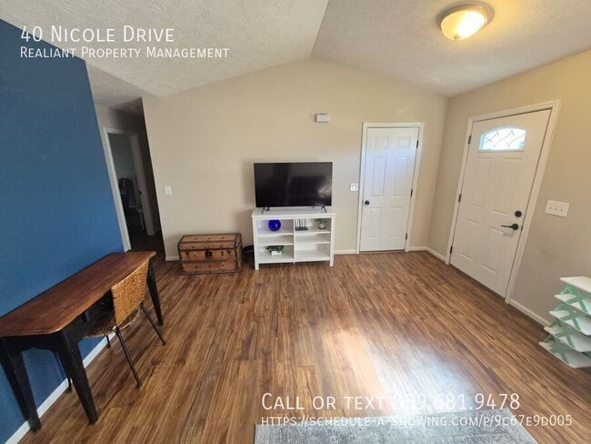 Photo - 40 Nicole Dr