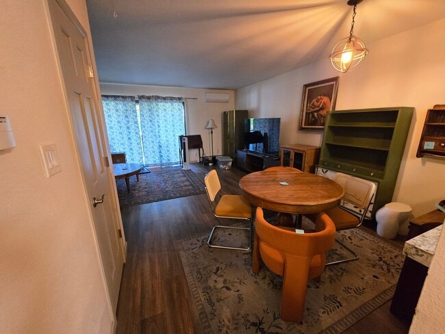 Photo - 1541 Adriel Ct